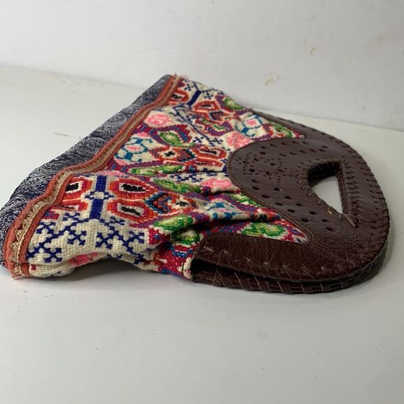 Jasper & Jeera Anthropologie embroidered quilted leather clutch - Picture 7 of 7